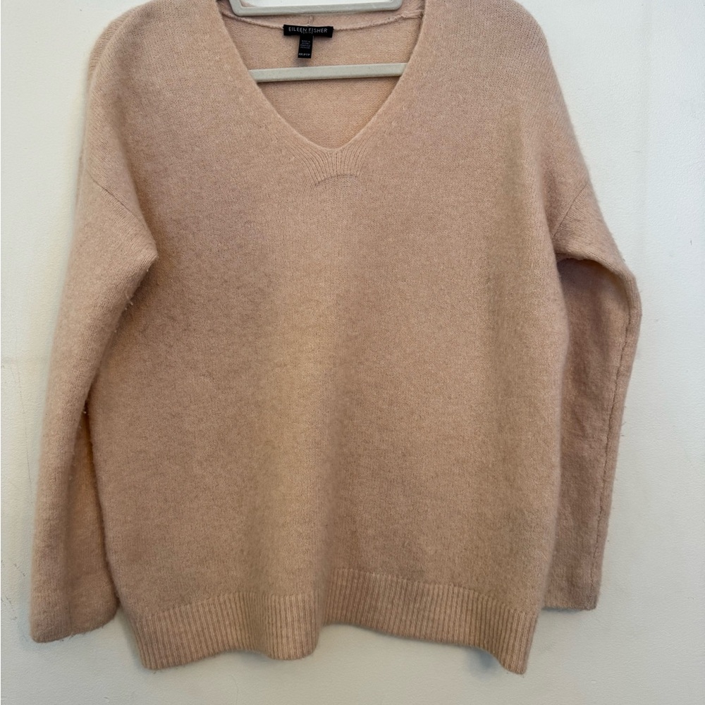 Eileen Fisher 100% Cashmere V-Neck Sweater - Soft Pink Petite M